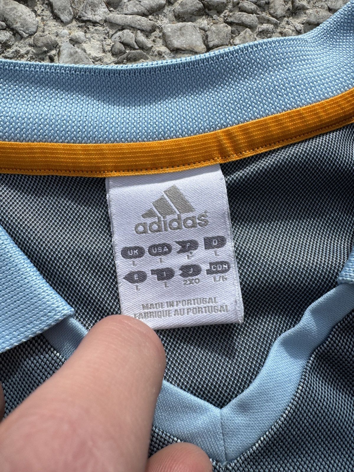 Adidas Adidas Real Madrid 2003-2004 Vintage Jersey Size US L / EU 52-54 / 3 - 2 Thumbnail