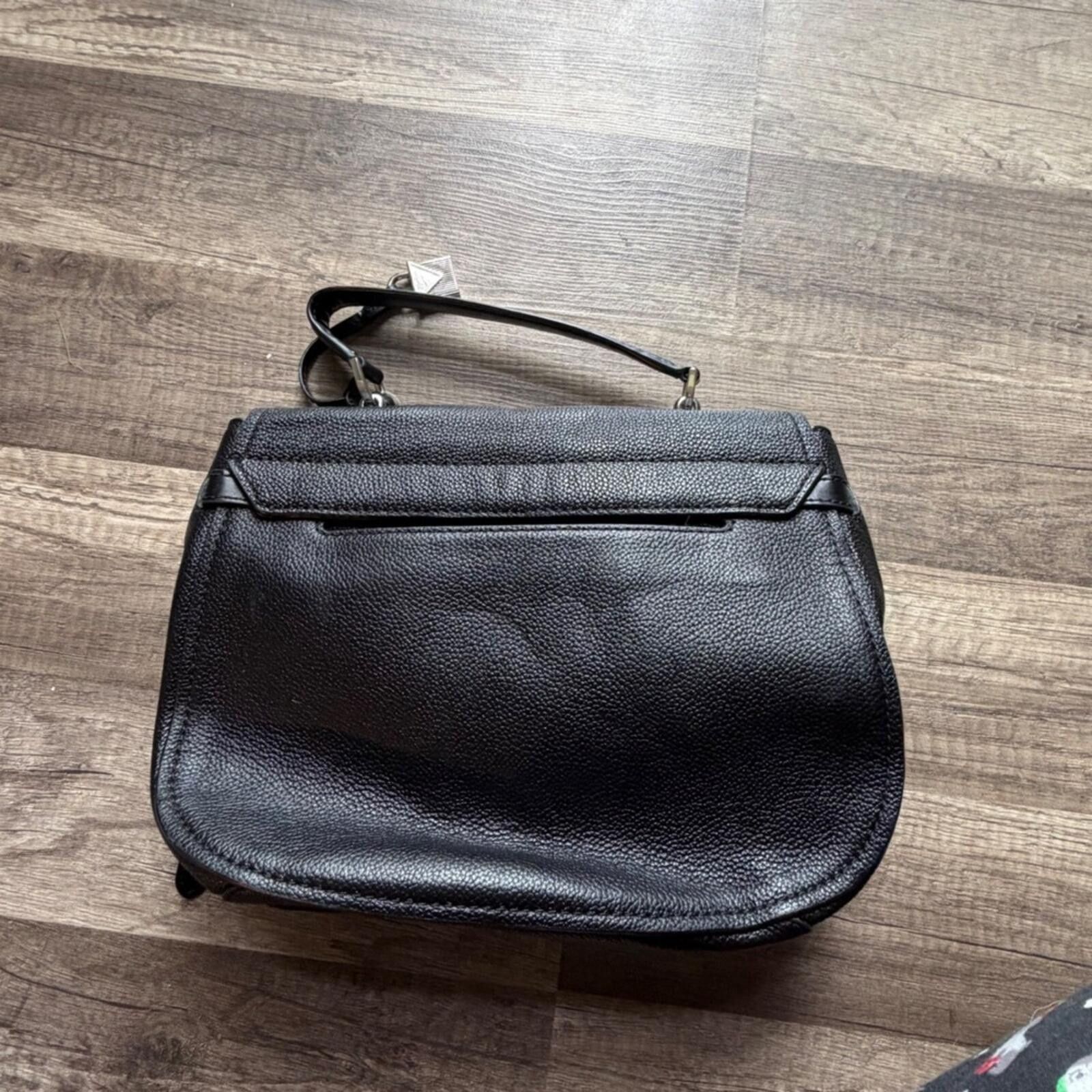 Michael Kors Michael Kors Black Pebbled Leather shoulder Crossbody Size ONE SIZE - 7 Thumbnail