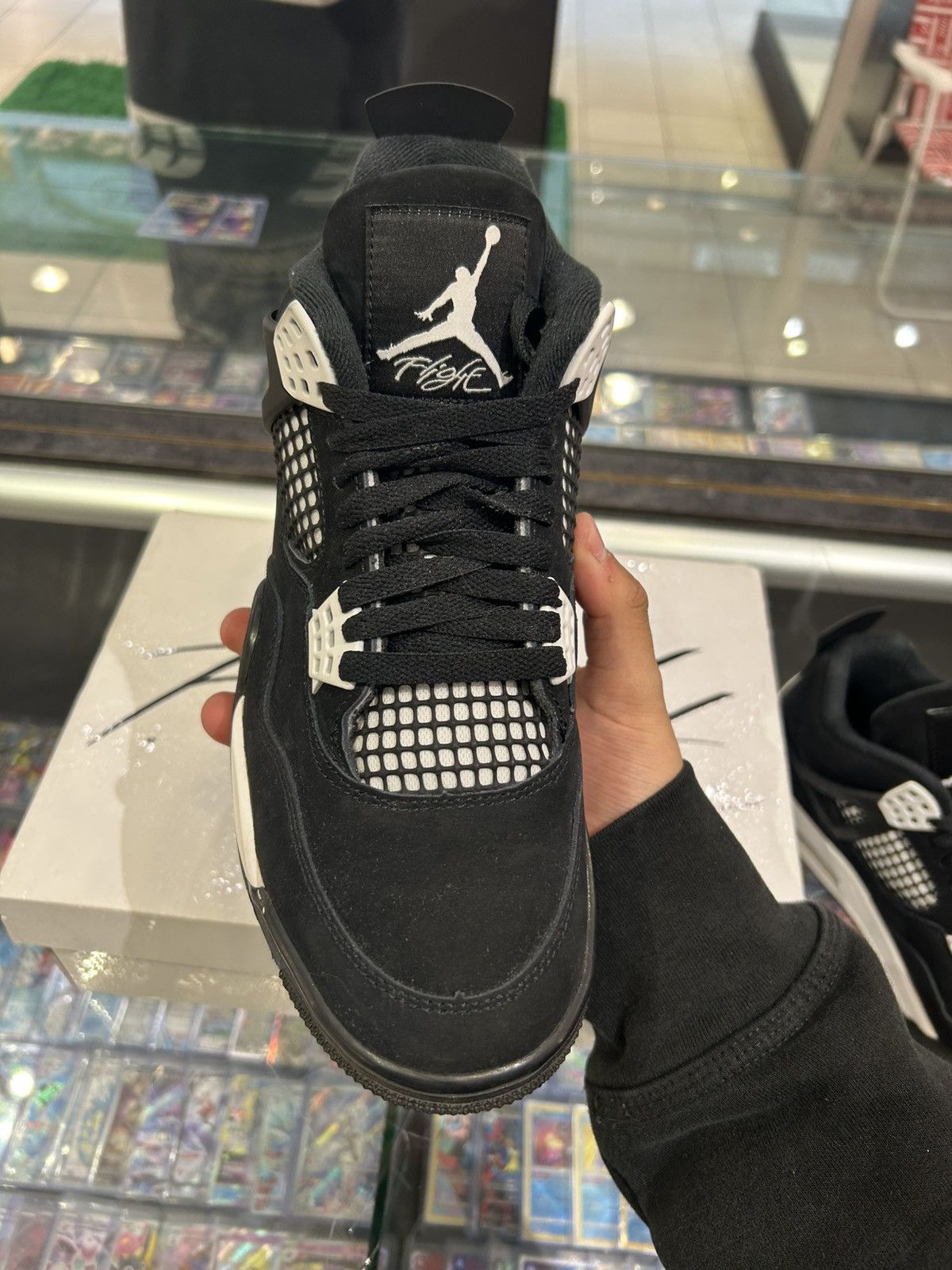Jordan Brand Jordan 4 retro white thunder Size US 8 / EU 41 - 7 Thumbnail