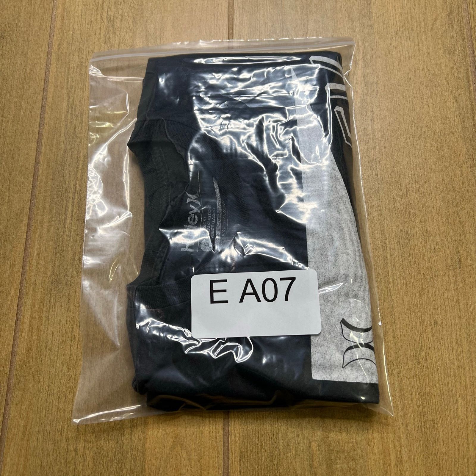 Hurley Y2K Hurley T-Shirt Men’s Size Large Black Graphic Logo Size US L / EU 52-54 / 3 - 8 Thumbnail