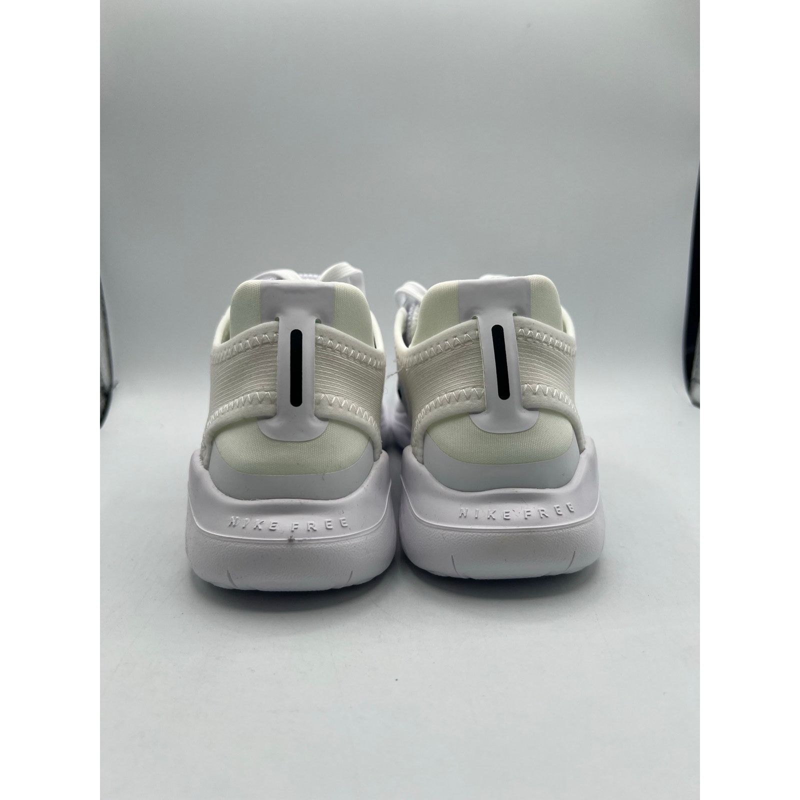 Nike Nike Free RN 2018 “White Black” size 5 women’s Size US 5 / IT 35 - 4 Thumbnail