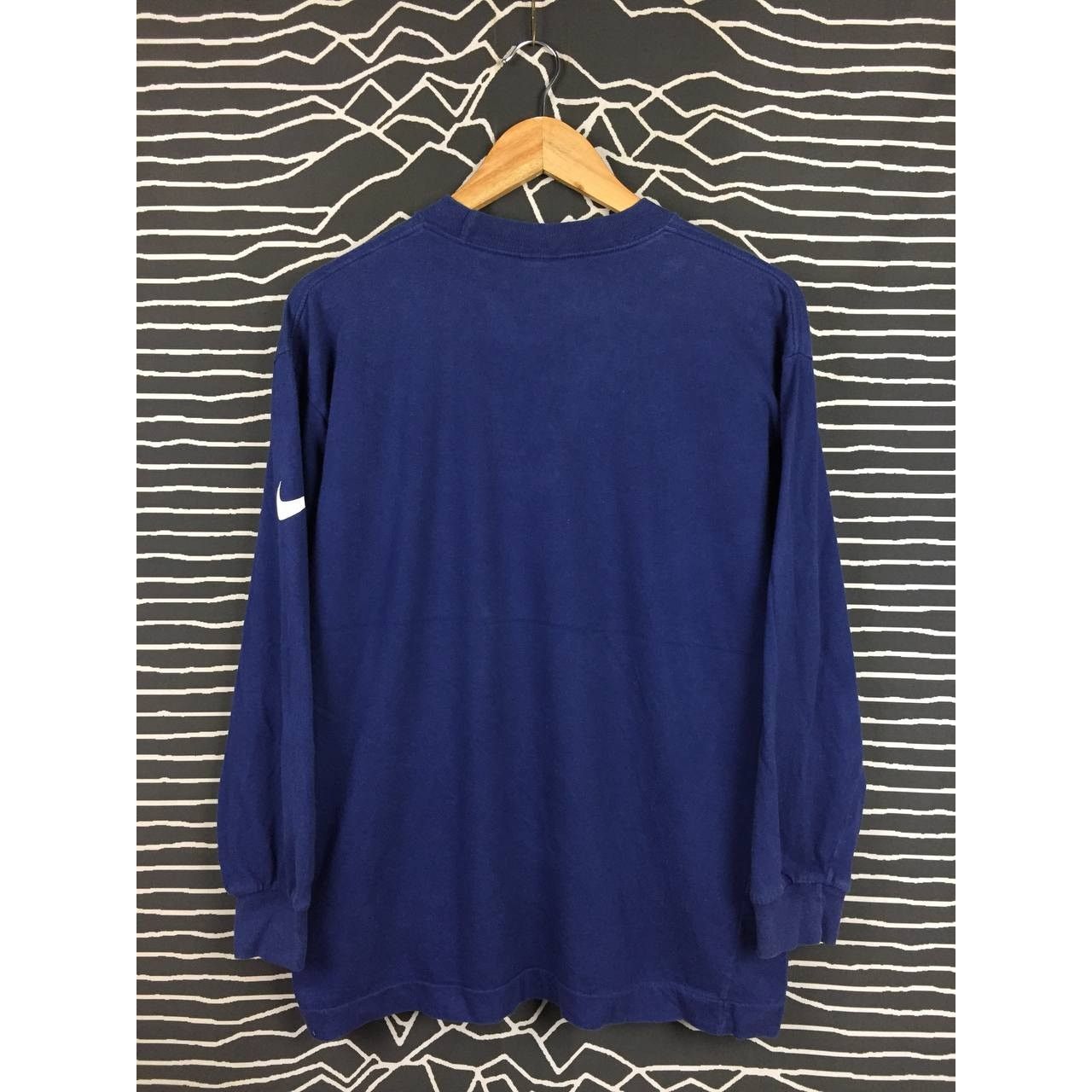 Nike × Vintage Vtg 90s Nike Swoosh Embroidered Logo Longsleeve Tee Size US L / EU 52-54 / 3 - 8 Thumbnail