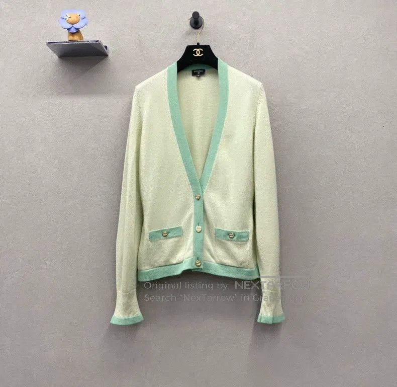 Chanel Chanel Light green knitted cardigan coat Size S / US 4 / IT 40 - 1 Thumbnail
