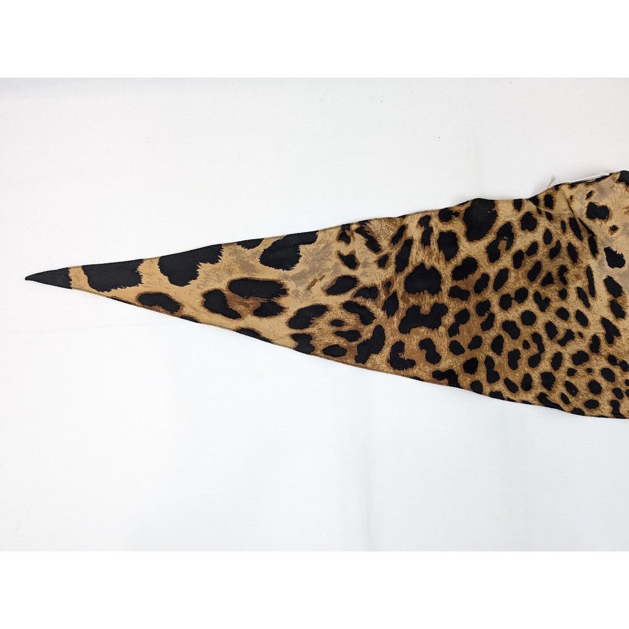 Saint Laurent Paris o1rshd1 Size: OS / Lavalliere Leopard Musseline Light Brown Size ONE SIZE - 5 Thumbnail
