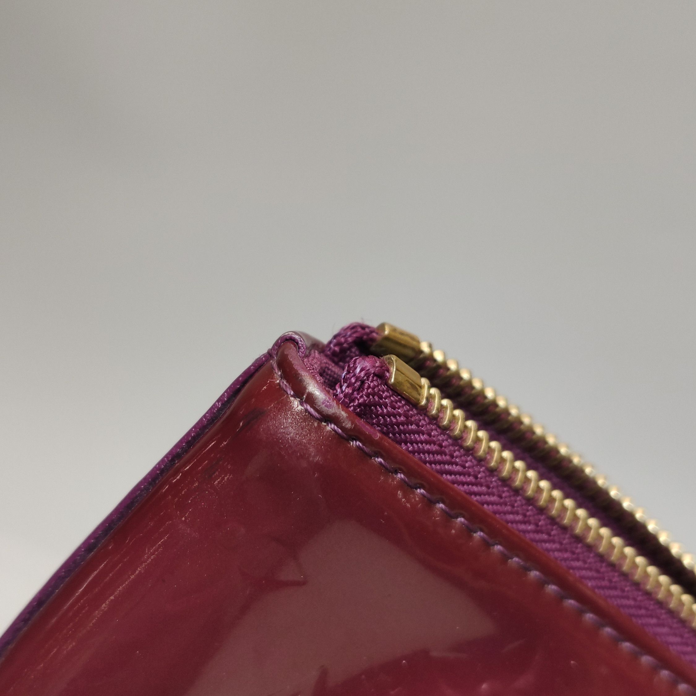 Louis Vuitton Louis Vuitton (LV) Bellevue patent leather vegetable tanned Size ONE SIZE - 5 Thumbnail