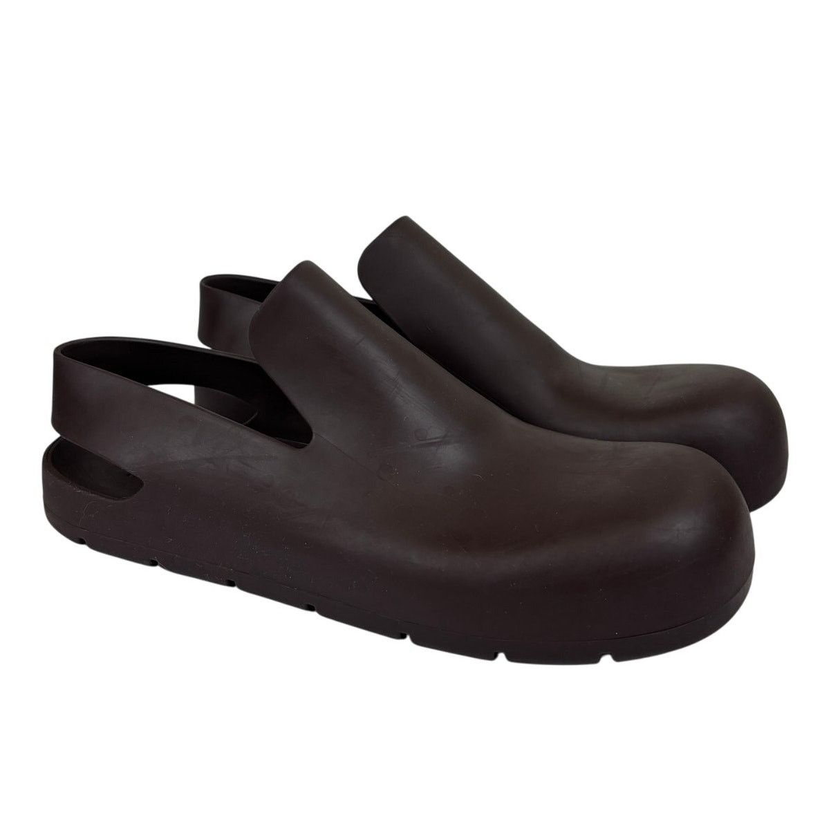 サンダル・ミュール [BOTTEGA VENETA] Shearling Puddle Sandals Bottega Veneta Puddle Shearling Rubber Slingback Sandal