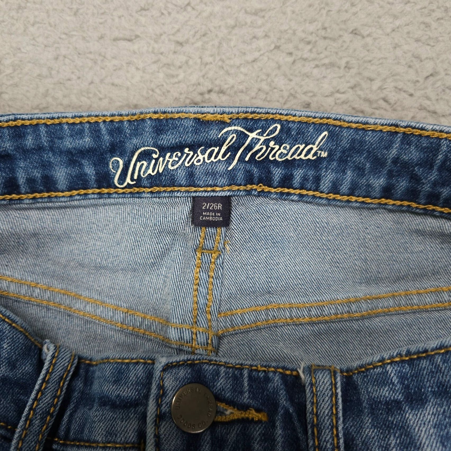 Vintage Universal Thread Jeans Womens 2 26 Blue Kick Boot Crop High Rise Patchwork Denim Jeans Womens 26 Blue Crop Bootcut? Size 26" / US 2 / IT 38 - 3 Thumbnail