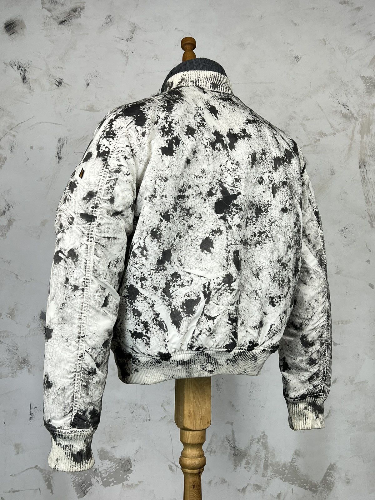 Alpha Industries Vintage Alpha Industries MA-1 Bomber Custom Jacket Size S-M Size US M / EU 48-50 / 2 - 7 Thumbnail