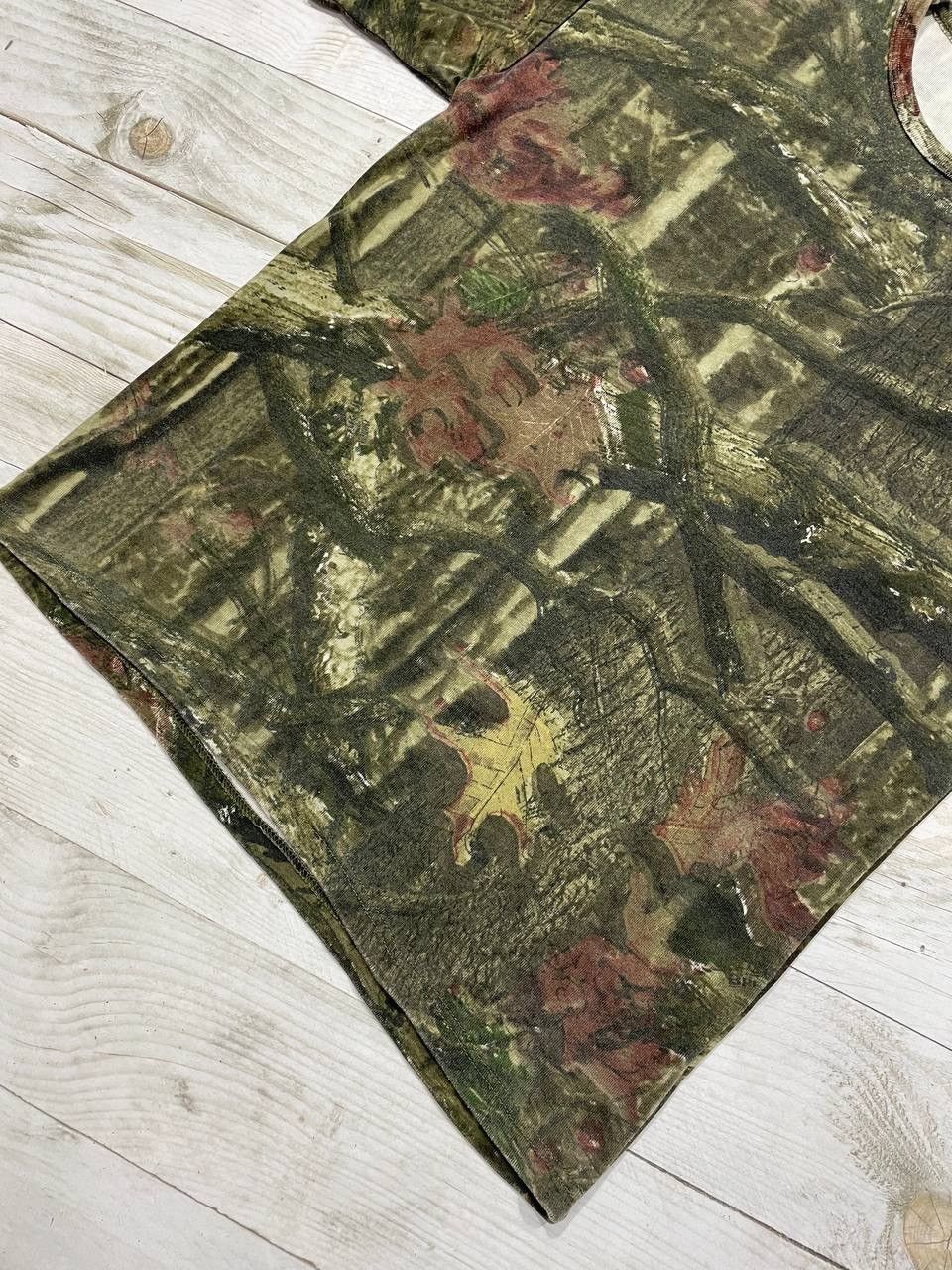 Other Vintage Realtree Fall Leaves Camo T-Shirt Over Print 90s Size US XXL / EU 58 / 5 - 3 Thumbnail