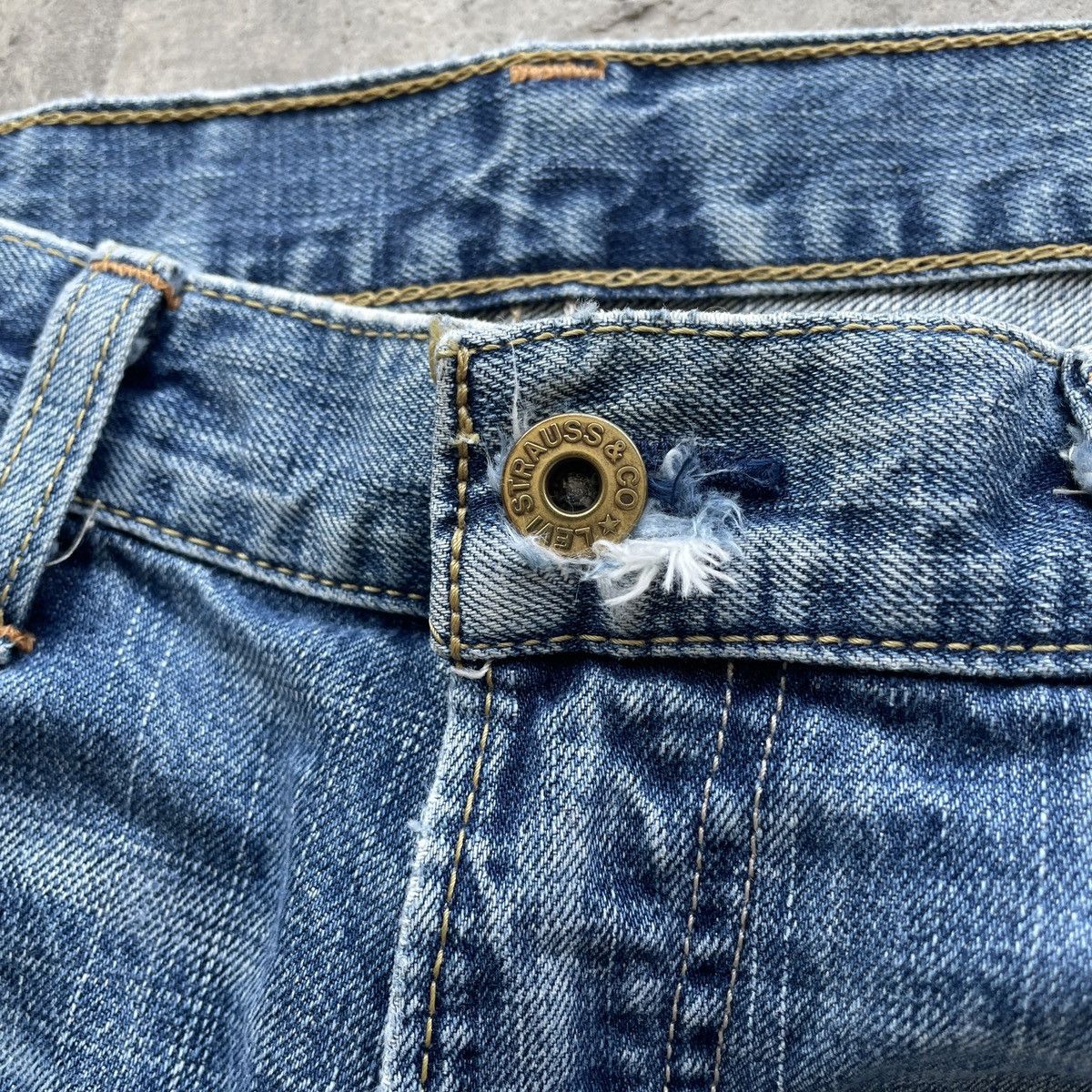 Levi's Vintage Clothing Vintage Levi’s 503 Distressed Faded Denim Jeans Pants W31 Size US 31 - 6 Thumbnail