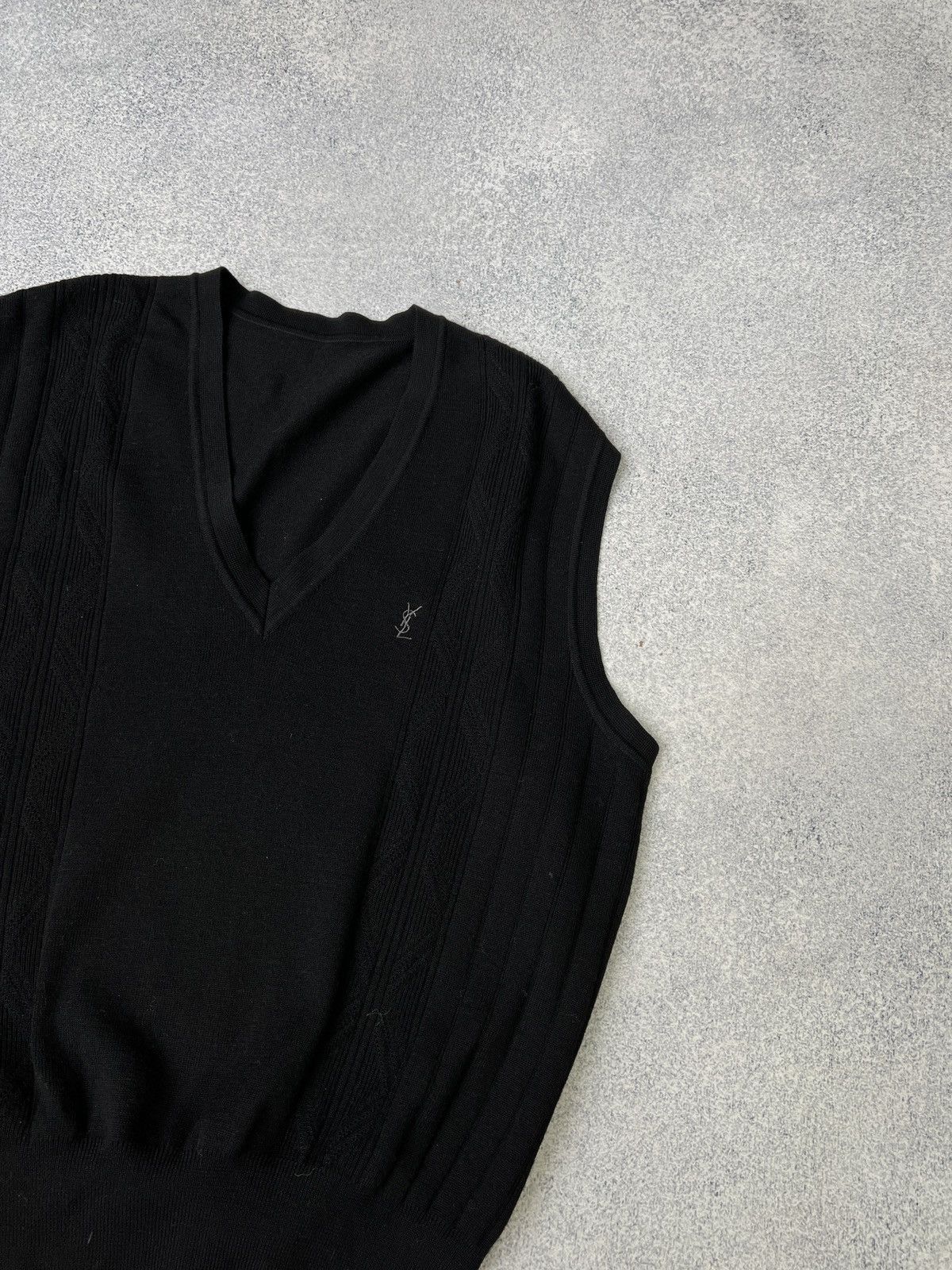 Vintage × Yves Saint Laurent Vintage YSL Yves Saint Laurent cashmere vest Size US L / EU 52-54 / 3 - 4 Thumbnail