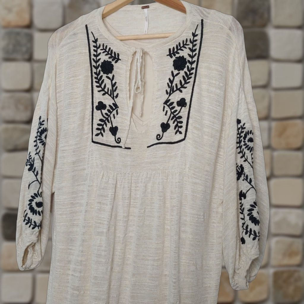 Free People VINTAGE Free People Dress Small Bohemian Hippie Long Rayon Knit Burnout Embroidered Fall Spring Women's Size S / US 4 / IT 40 - 1 Thumbnail