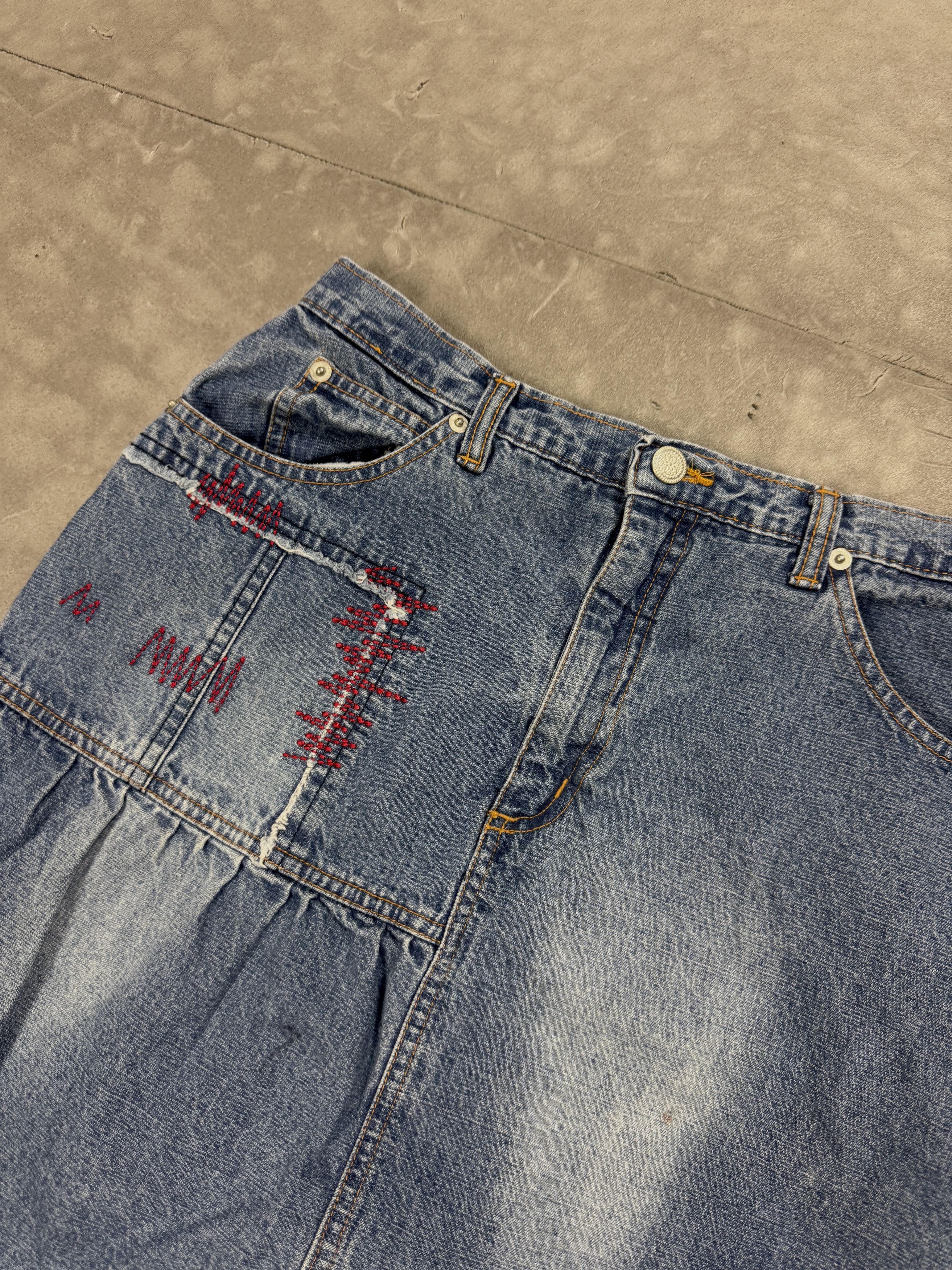 Vintage Vintage distressed washed faded mini skirt y2k retro Size 26" / US 2 / IT 38 - 5 Thumbnail