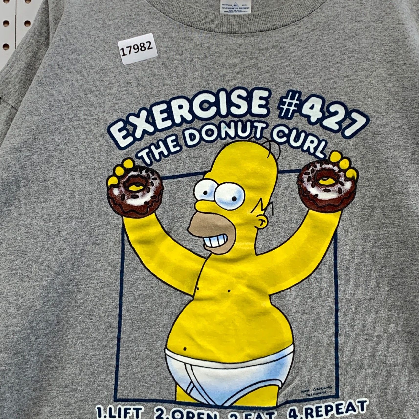 Vintage VINTAGE The Simpsons Funny Naked Workout Graphic T-Shirt Adult 2XL Gray Short Sleeve Cartoon Mens Size US XXL / EU 58 / 5 - 7 Thumbnail