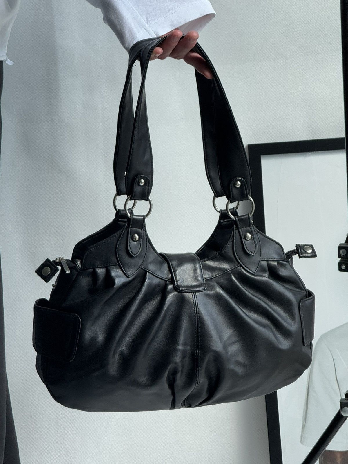 Japanese Brand Y2k Crossbody Leather Bag Avant Garde Diesel Style Size ONE SIZE - 7 Thumbnail
