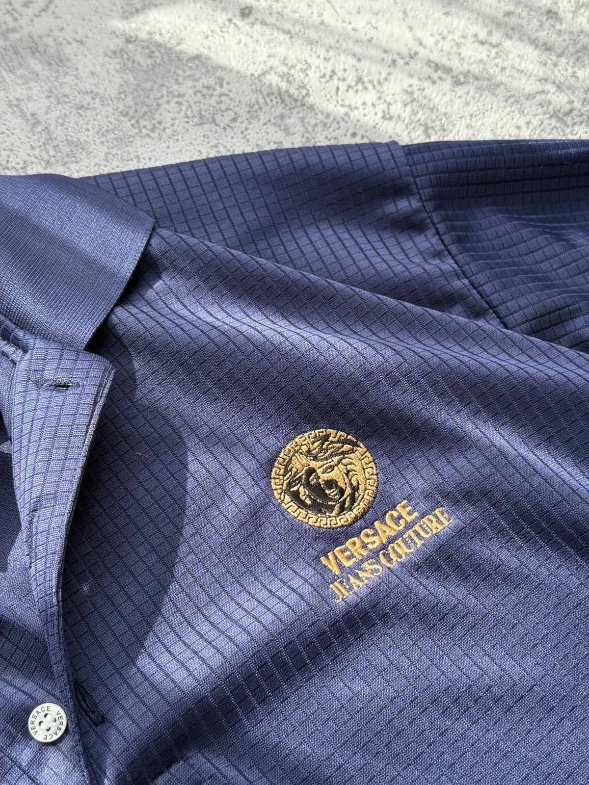 Versace × Versace Jeans Couture × Vintage Vintage 90s Versace Jeans Couture Polo T-Shirt Size US XL / EU 56 / 4 - 4 Thumbnail