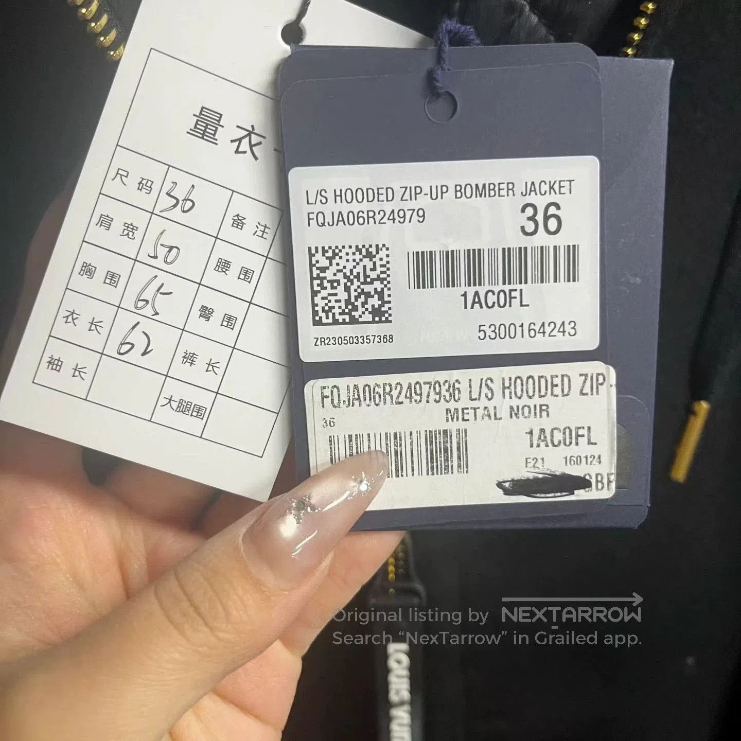 Louis Vuitton Louis Vuitton Black Hooded Zip Jacket. Size XS / US 0-2 / IT 36-38 - 4 Thumbnail