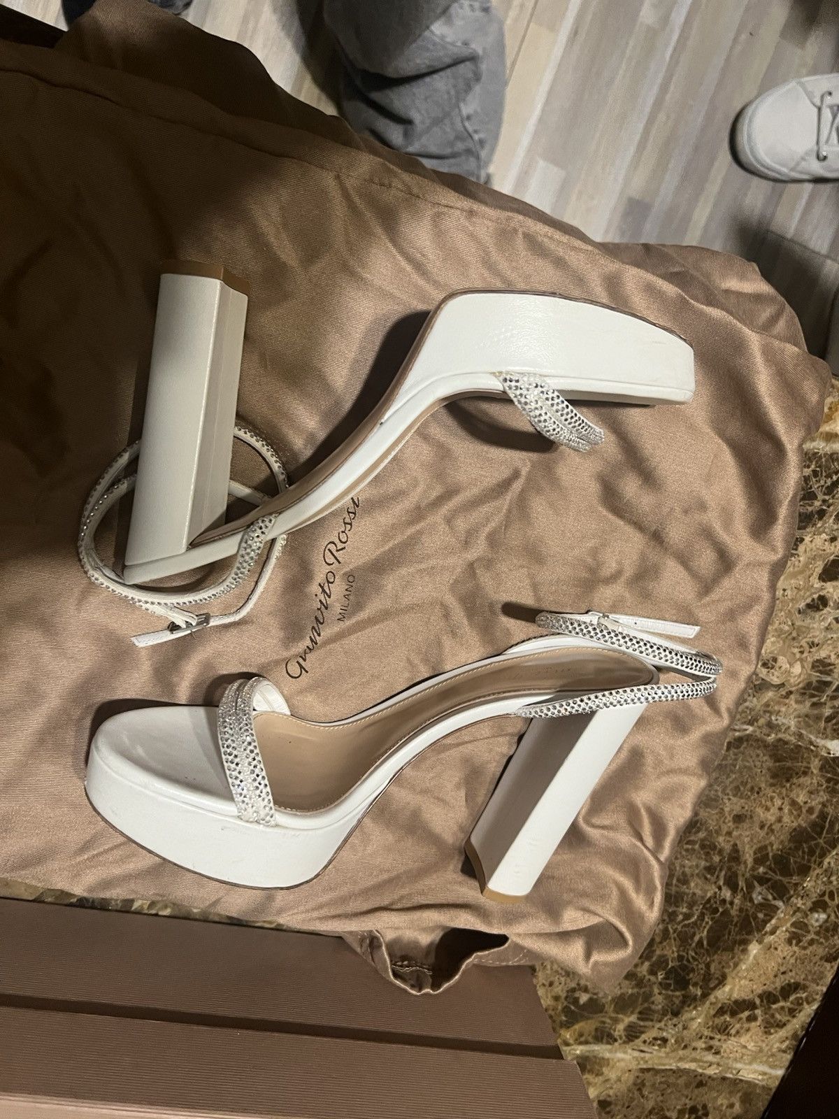 Gianvito Rossi Gianvito rossi bridal heels Size US 7.5 / IT 37.5 - 4 Thumbnail