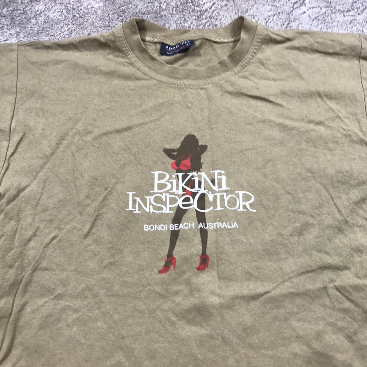 Vintage VINTAGE ADULT BIKINI INSPECTOR ART ABSTRACT FUNNY TEE Y2K Size US L / EU 52-54 / 3 - 3 Thumbnail