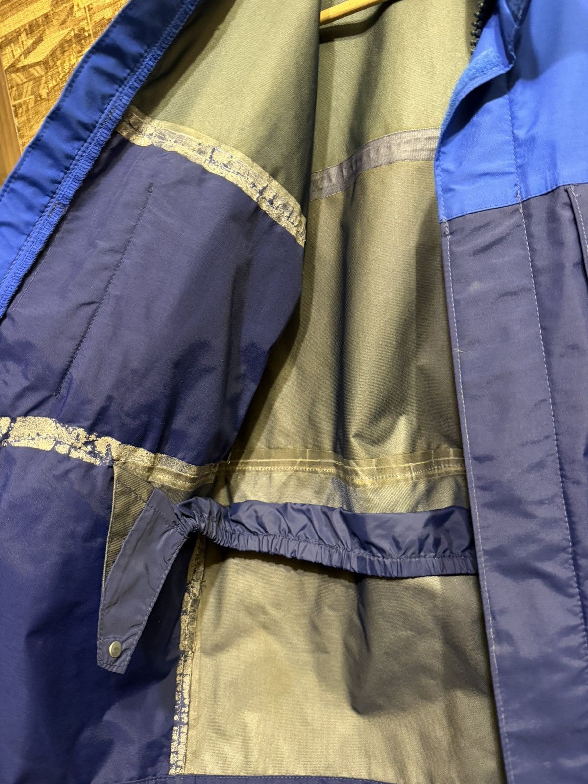 Mountain Equipment Vintage Gore-Tex Mountain Equipment CO-OP Jacket Size XS Size US XS / EU 42 / 0 - 5 Thumbnail