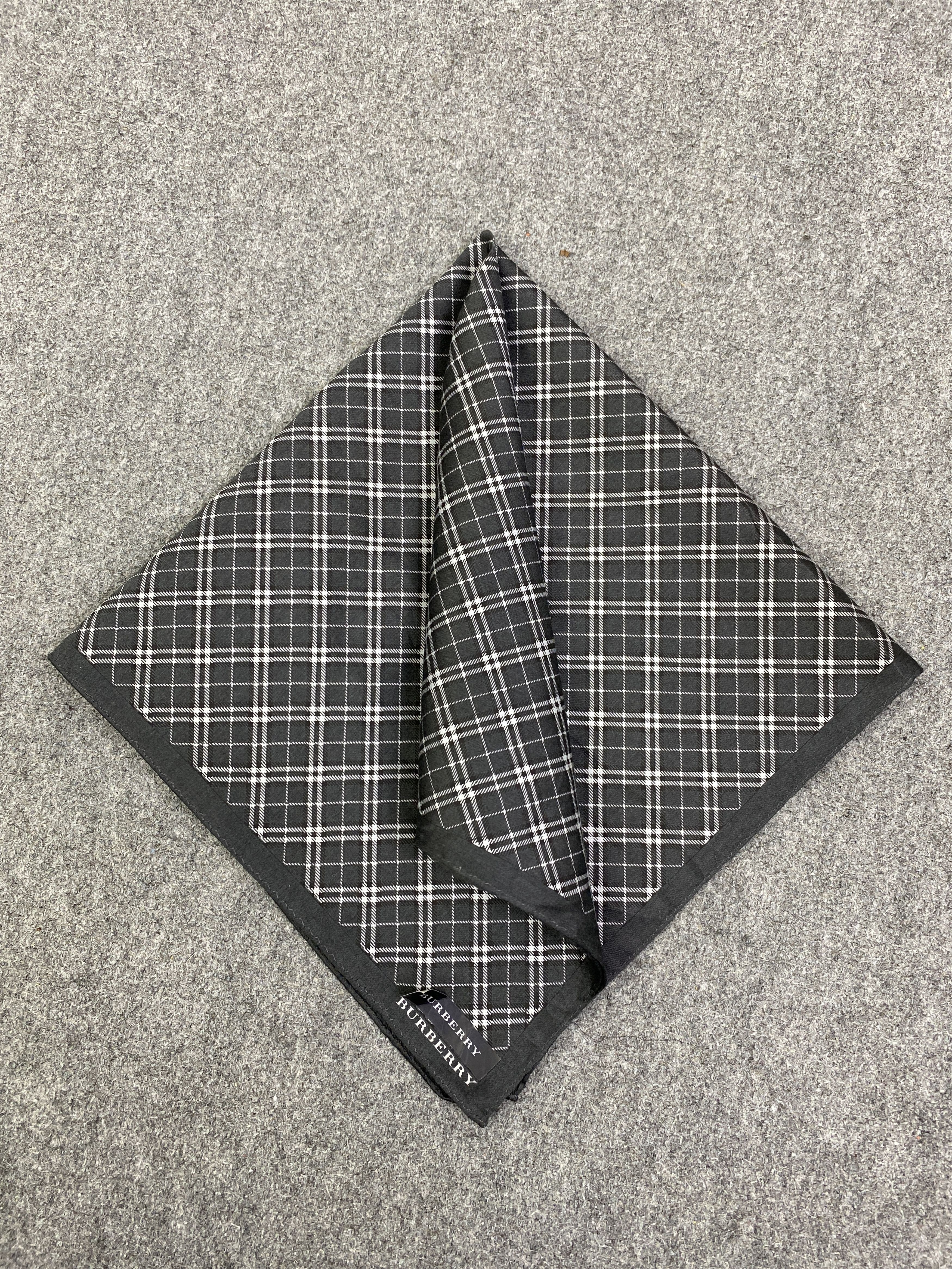Burberry Vintage Burberry Handkerchief / Neckerchief KT0039 Size ONE SIZE - 3 Thumbnail