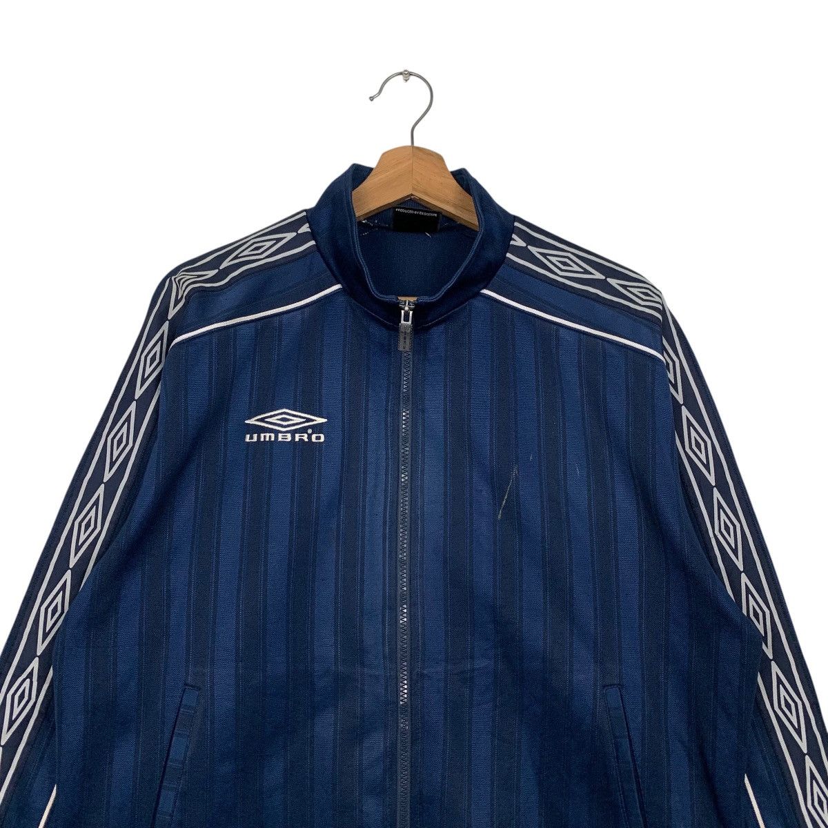 Umbro Vintage 90’s UMBRO Side Tape Striped Jacket #2799-C126 Size US S / EU 44-46 / 1 - 2 Thumbnail