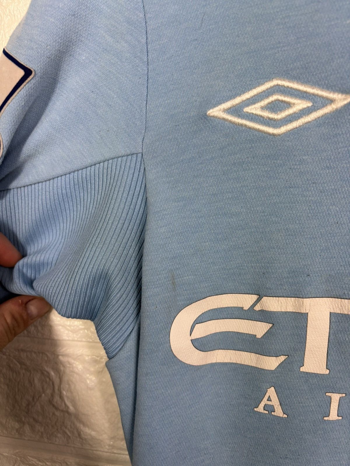 Umbro MANCHESTER CITY 2009-10 #10 ROBINHO FOOTBALL SOCCER JERSEY Size US S / EU 44-46 / 1 - 8 Thumbnail