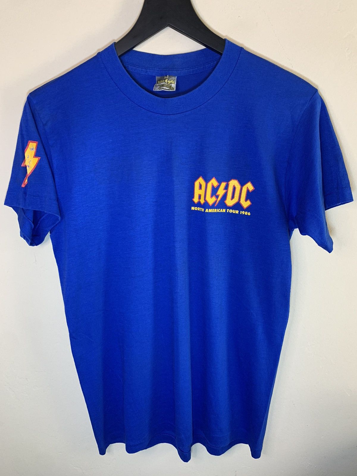 AC/DC × Band Tees × Vintage RARE Vintage 1986 AC/DC Who Made Who Single Stitch T-Shirt Size US L / EU 52-54 / 3 - 1 Thumbnail