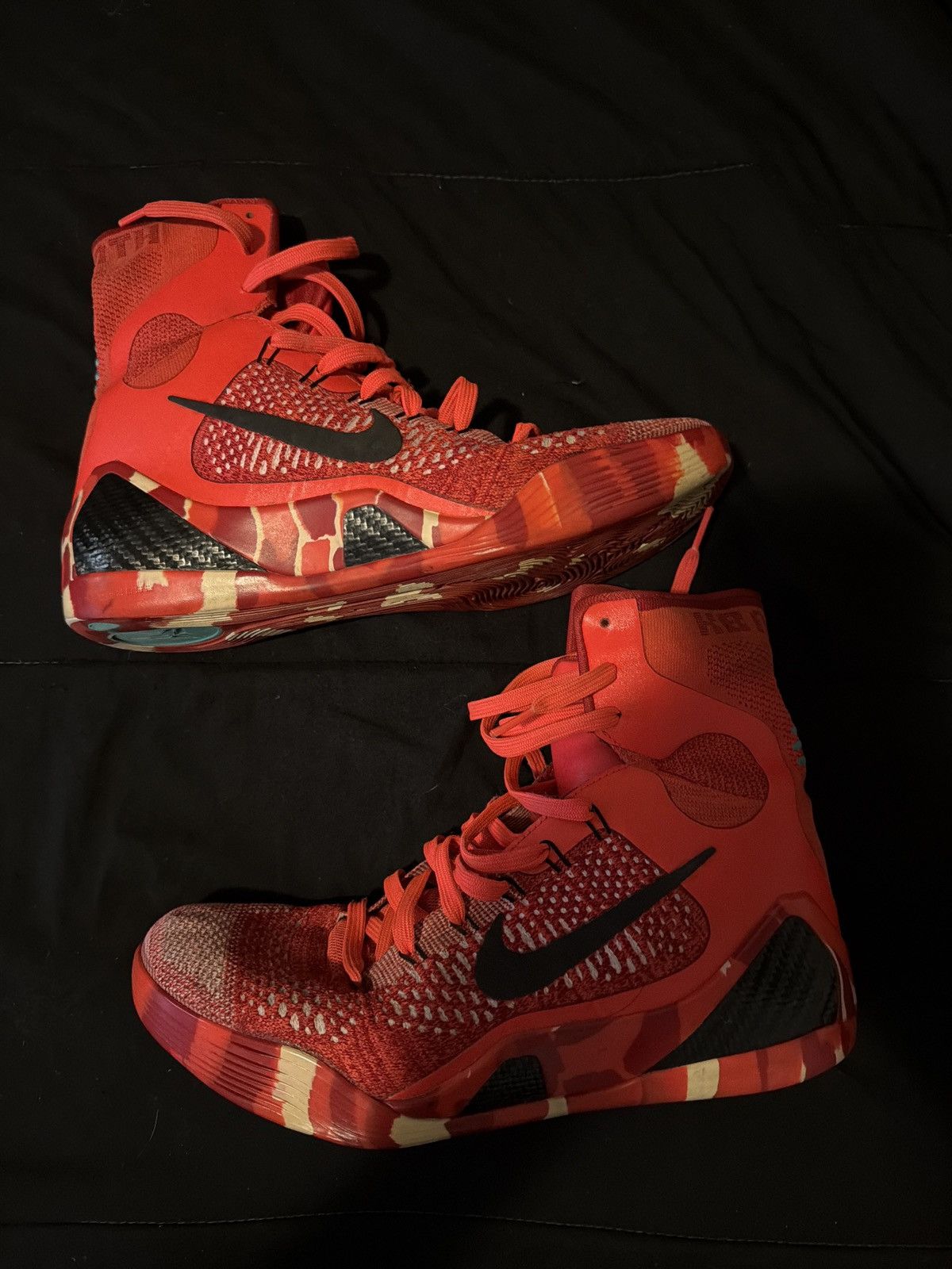Nike Christmas Kobe 9 Size US 9.5 / EU 42-43 - 1 Thumbnail