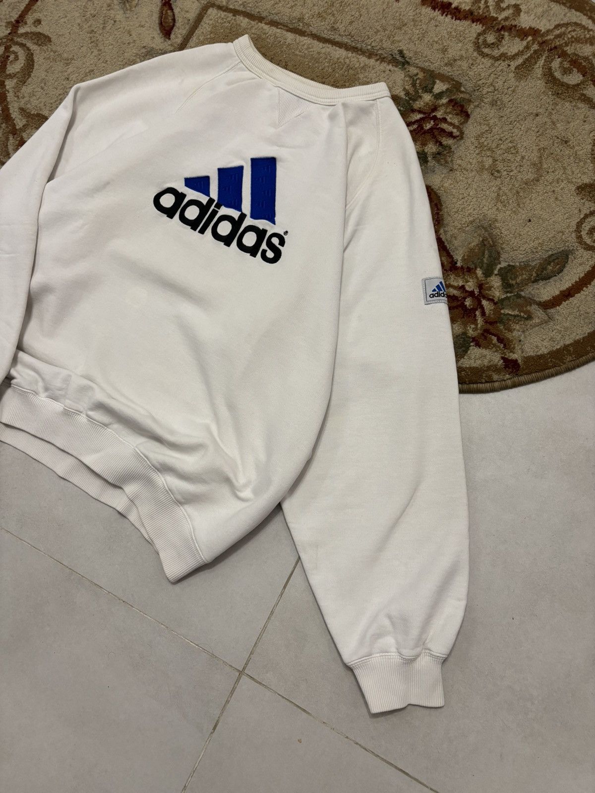 Adidas 90s Vintage Adidas Big Logo Crewneck Sweatshirt Size US XL / EU 56 / 4 - 4 Thumbnail