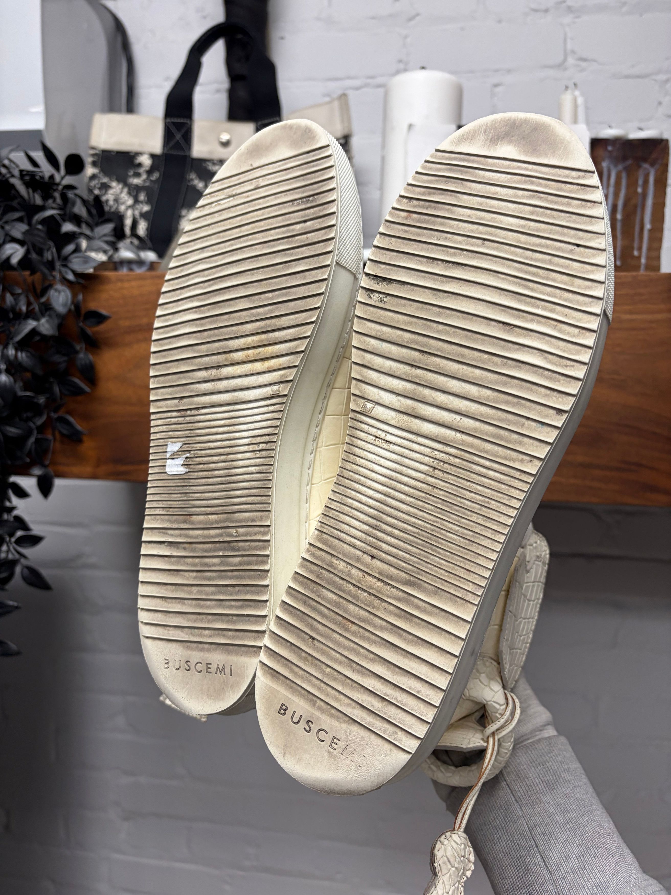 Buscemi Buscemi x En Noir Croc Embossed Cream White Leather High Top Sneakers Size US 9 / EU 42 - 6 Thumbnail