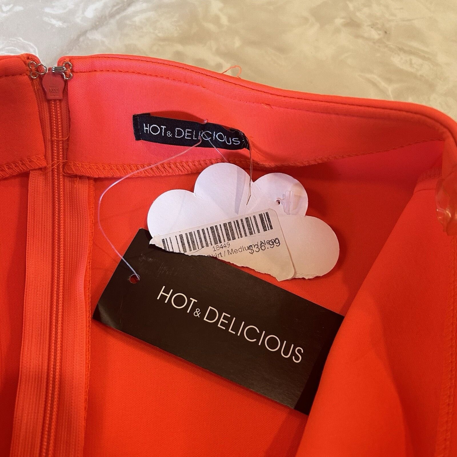 Vintage Hot & Delicious skirt size Medium Size 22" - 2 Thumbnail