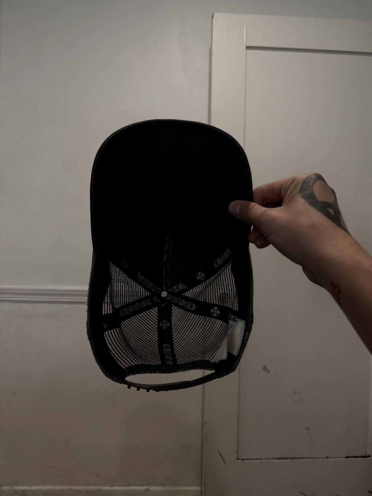 Chrome Hearts Vintage CH Hollywood Camo/Black Trucker Snapback Size ONE SIZE - 3 Thumbnail