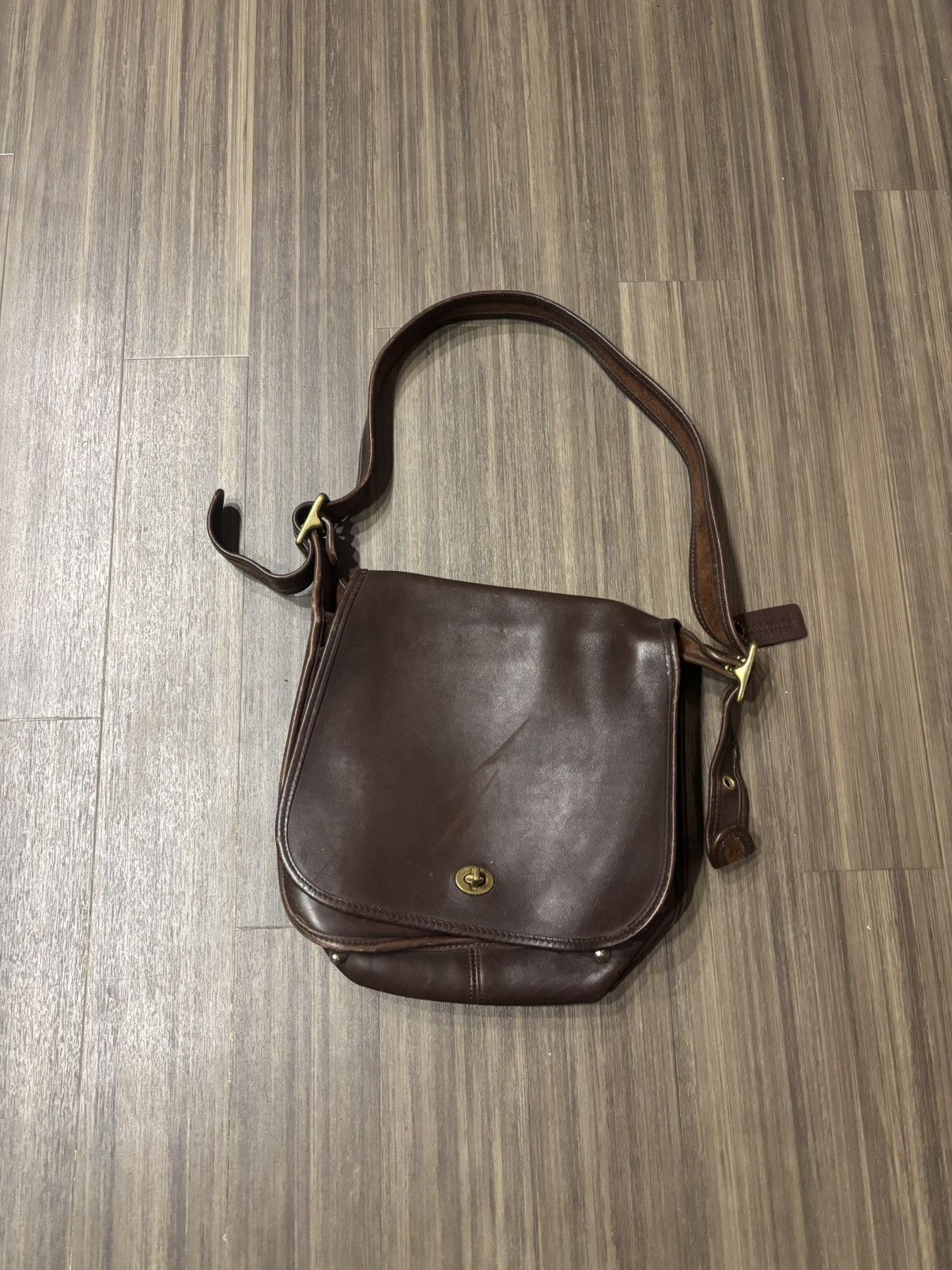Coach Vtg Coach Brown Leather Shoulder Bag Handbag Purse B6C-9525 Size ONE SIZE - 1 Thumbnail
