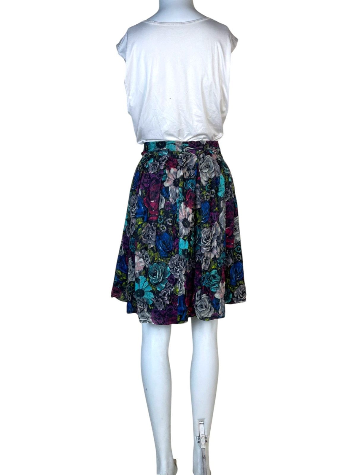 Lanvin Resort 2010 Lanvin by Alber Elbaz Floral Silk Skirt Size 25" / US 0 / IT 36 - 4 Thumbnail