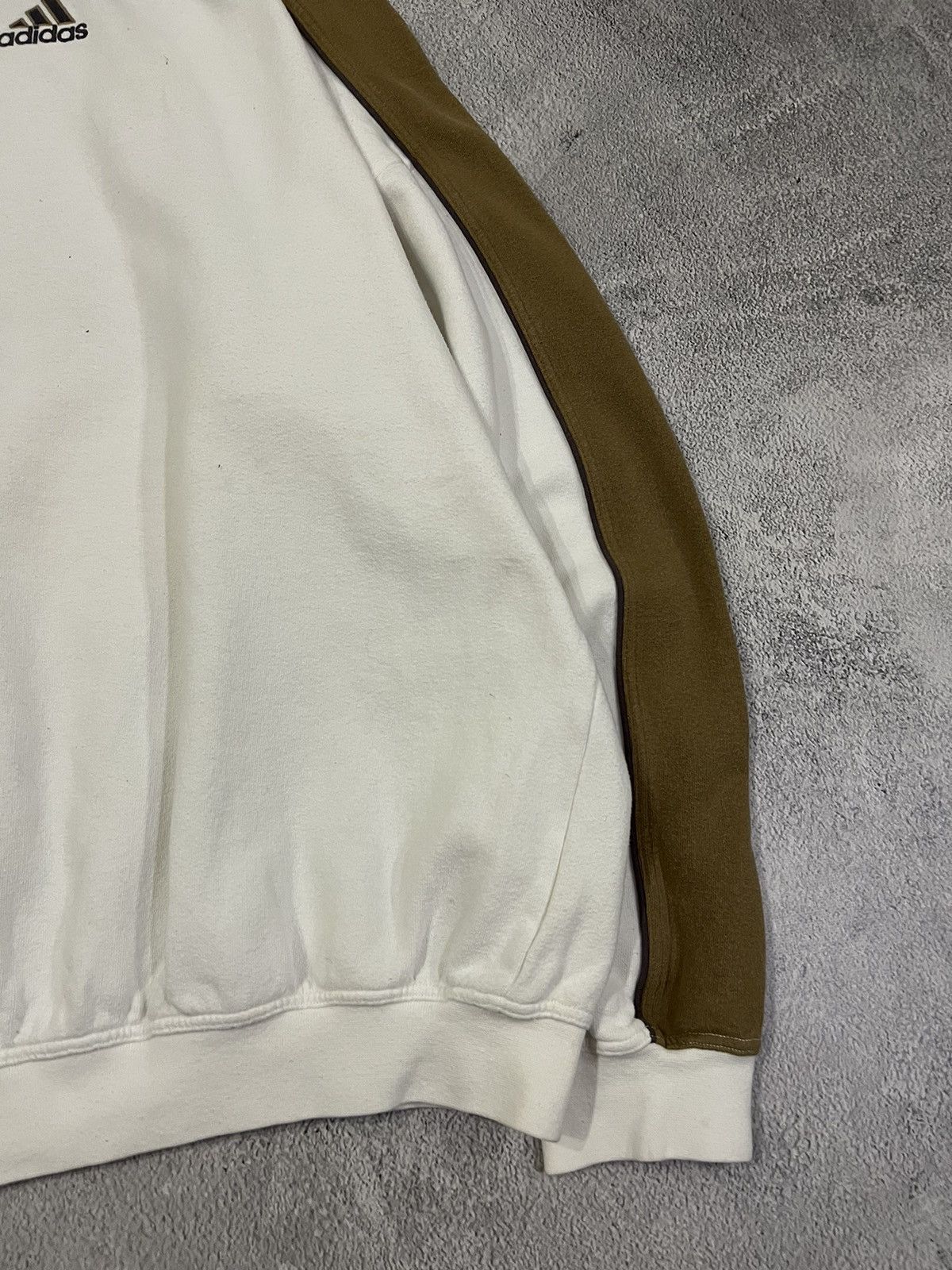 Adidas × Vintage Vintage Y2k Adidas🤍 3D Spellout Big Logo Sweatshirt 90’s Size US XL / EU 56 / 4 - 14 Thumbnail