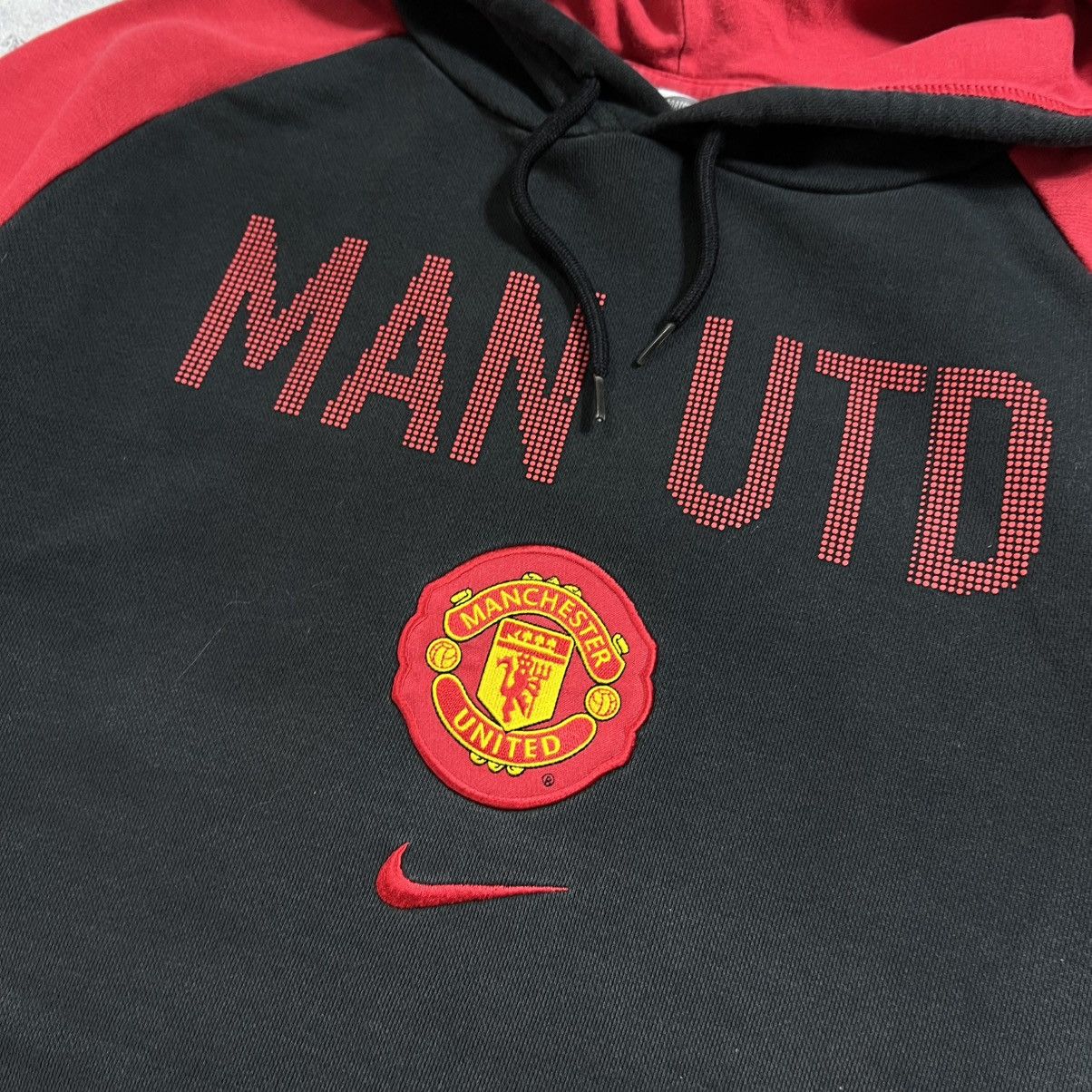 Nike 00s Nike Manchester United Vintage Y2K Soccer Hoodie Size US M / EU 48-50 / 2 - 4 Thumbnail