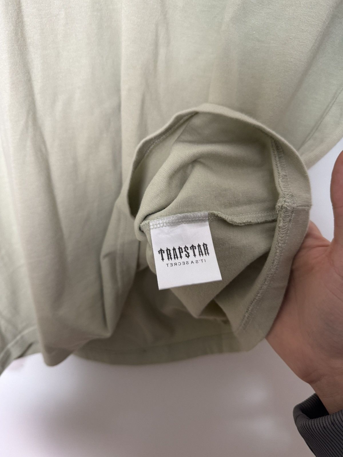 Trapstar London Trapstar london beige logo tee streetwear drill style Size US M / EU 48-50 / 2 - 10 Thumbnail