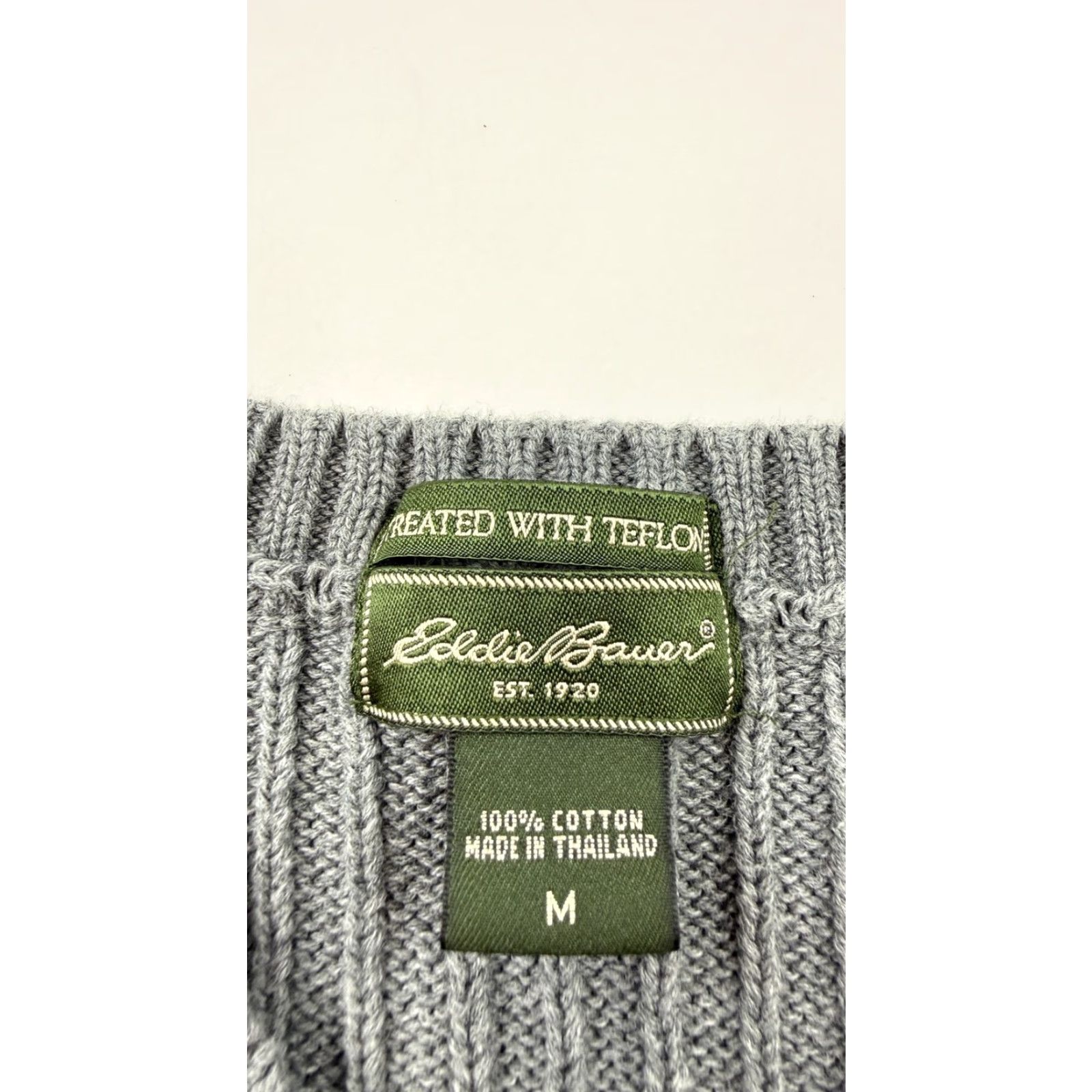 Eddie Bauer Eddie Bauer Sweater Mens Medium Gray V Neck Cotton Pullover Water Resistant Size US M / EU 48-50 / 2 - 4 Thumbnail