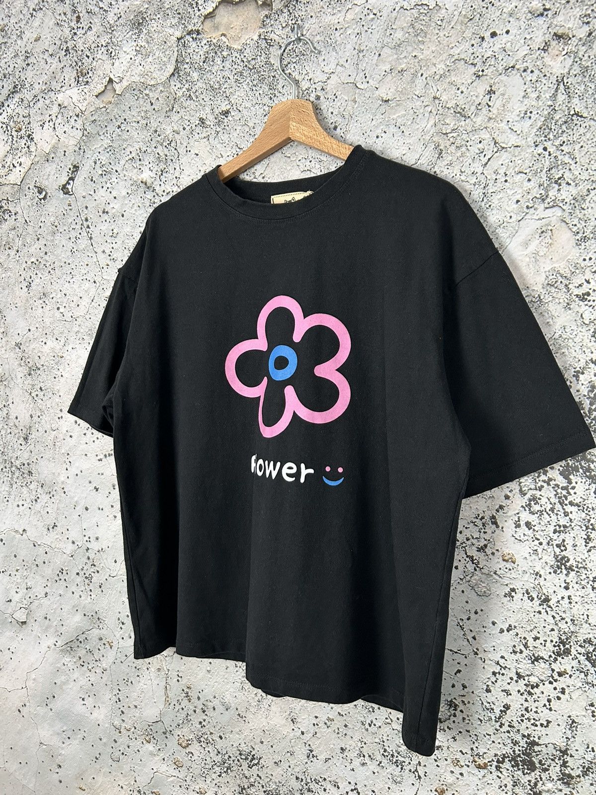 Vintage Vintage Flowers Graphic Tee 90s Boxy Hype Streetwear Size US L / EU 52-54 / 3 - 2 Thumbnail