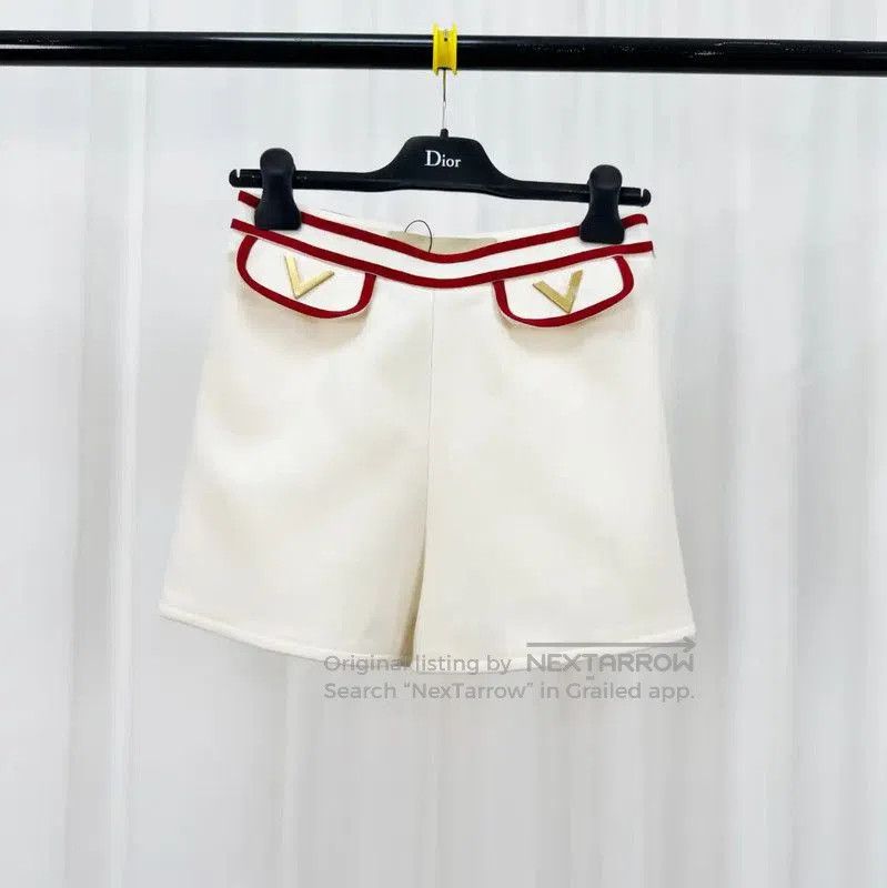 Valentino Valentino Summer White Wool Logo Shorts . Size 27" / US 4 / IT 40 - 1 Thumbnail