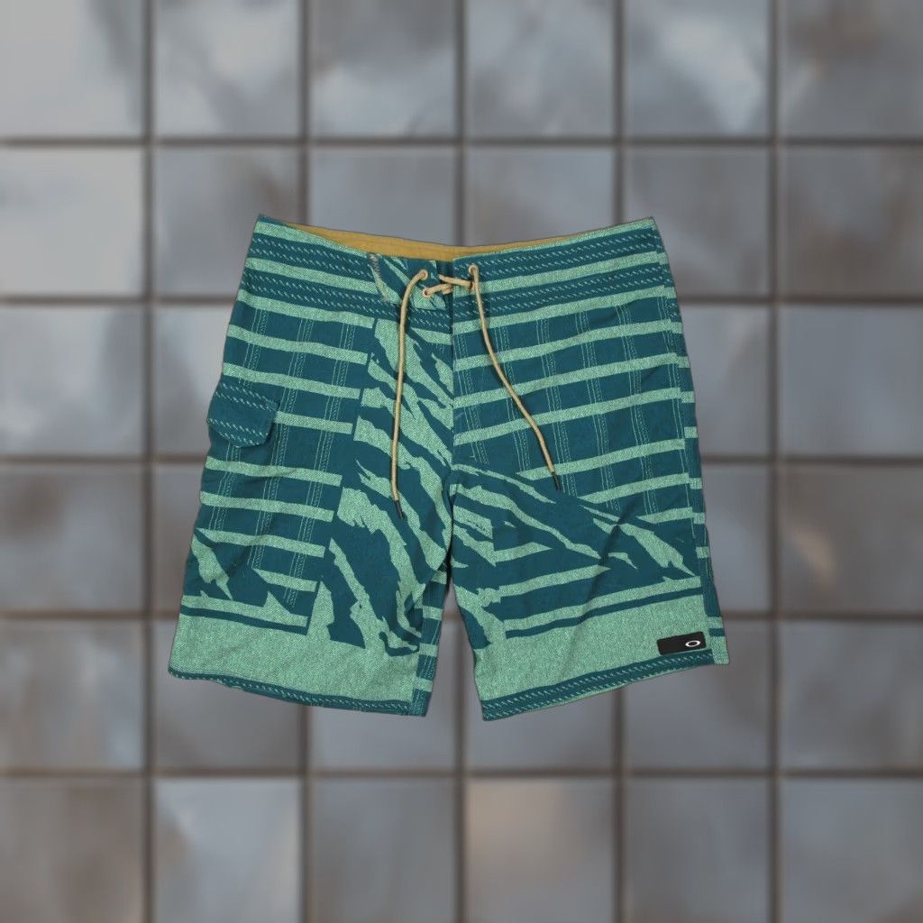 Oakley Oakley Board Shorts Mens 33 Green Regular Fit Surf Swim Beach Travel Resort Size US 33 - 1 Thumbnail