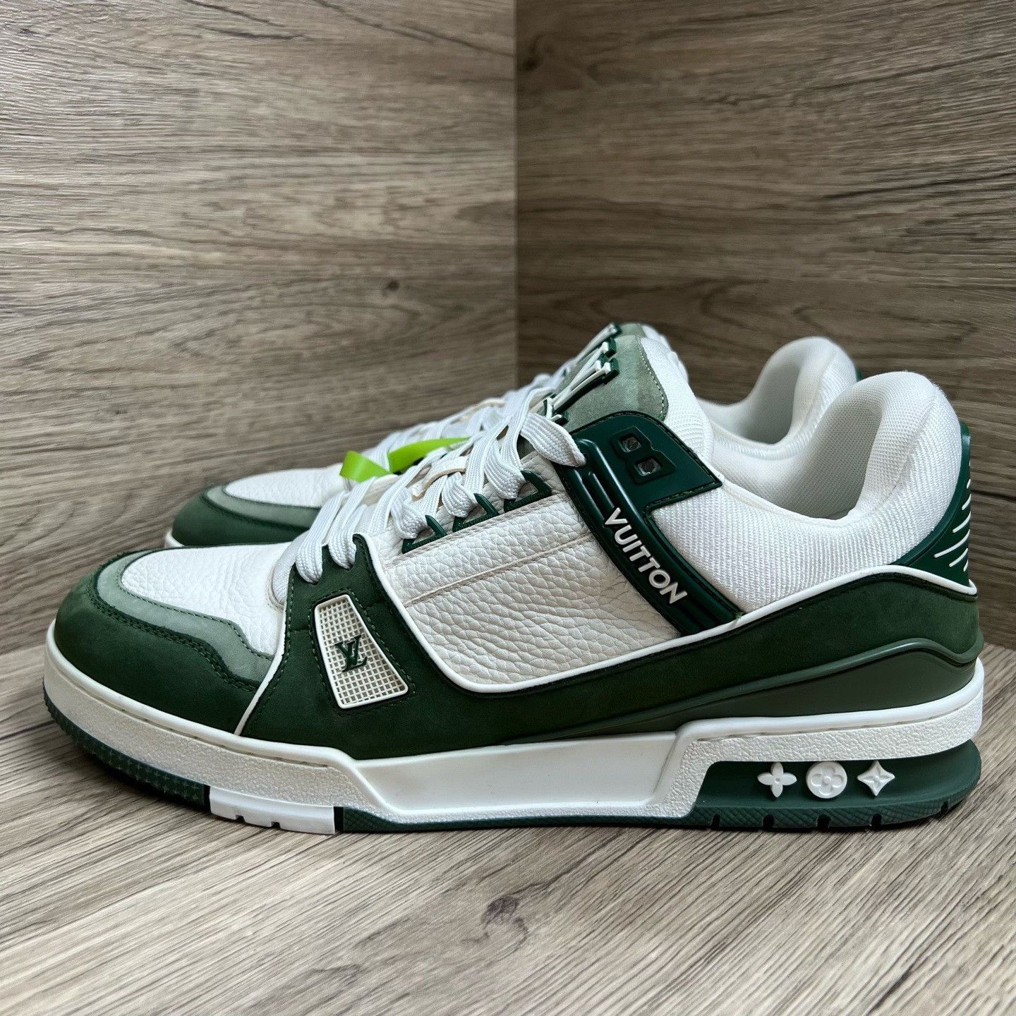 Louis Vuitton Louis Vuitton Training Green Lowtop Sneakers 10 Men Size US 10 / EU 43 - 1 Thumbnail