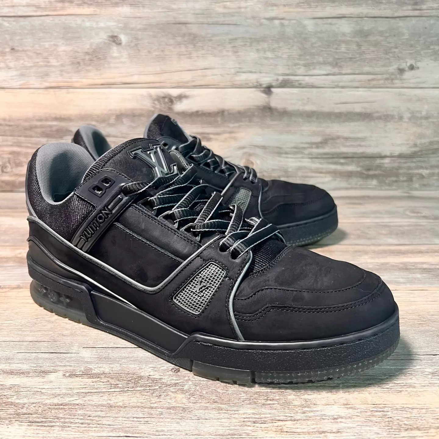 Louis Vuitton Louis Vuitton Black Trainer UK7 (41) 97 New No Box Size US 8 / EU 41 - 2 Thumbnail