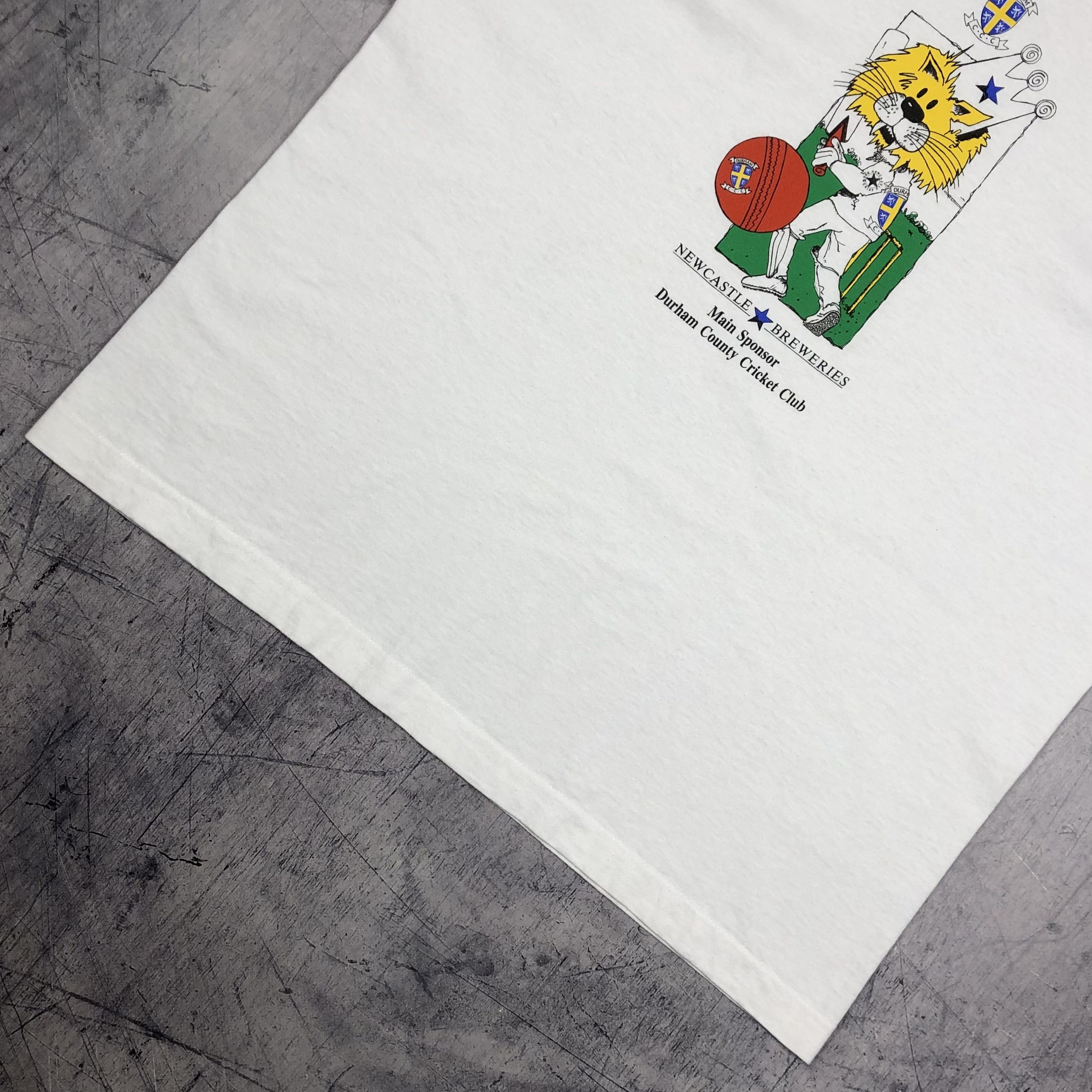 Retrofit 90s Newcastle Mascot Lion Durham Cricket Club Tee Size US XL / EU 56 / 4 - 7 Thumbnail