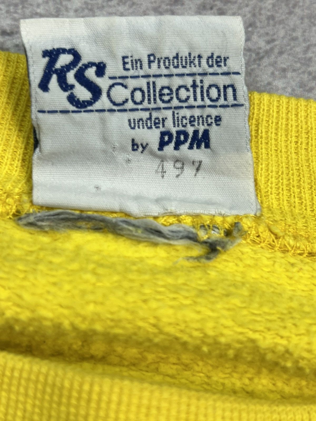 Formula 1 Vintage 1997 Ralf Schumacher Jordan F1 Sweatshirt Yellow Size US XL / EU 56 / 4 - 8 Thumbnail