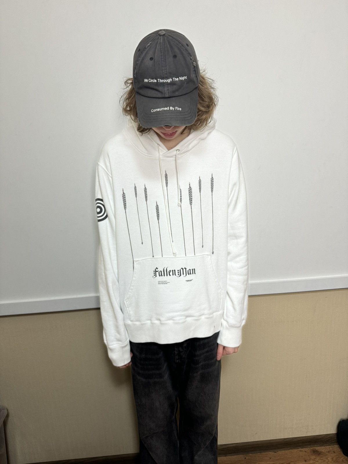 Japanese Brand AW2020 Undercover ‘Fallen Man’ Hoodie Japanese archvive Size US L / EU 52-54 / 3 - 9 Thumbnail