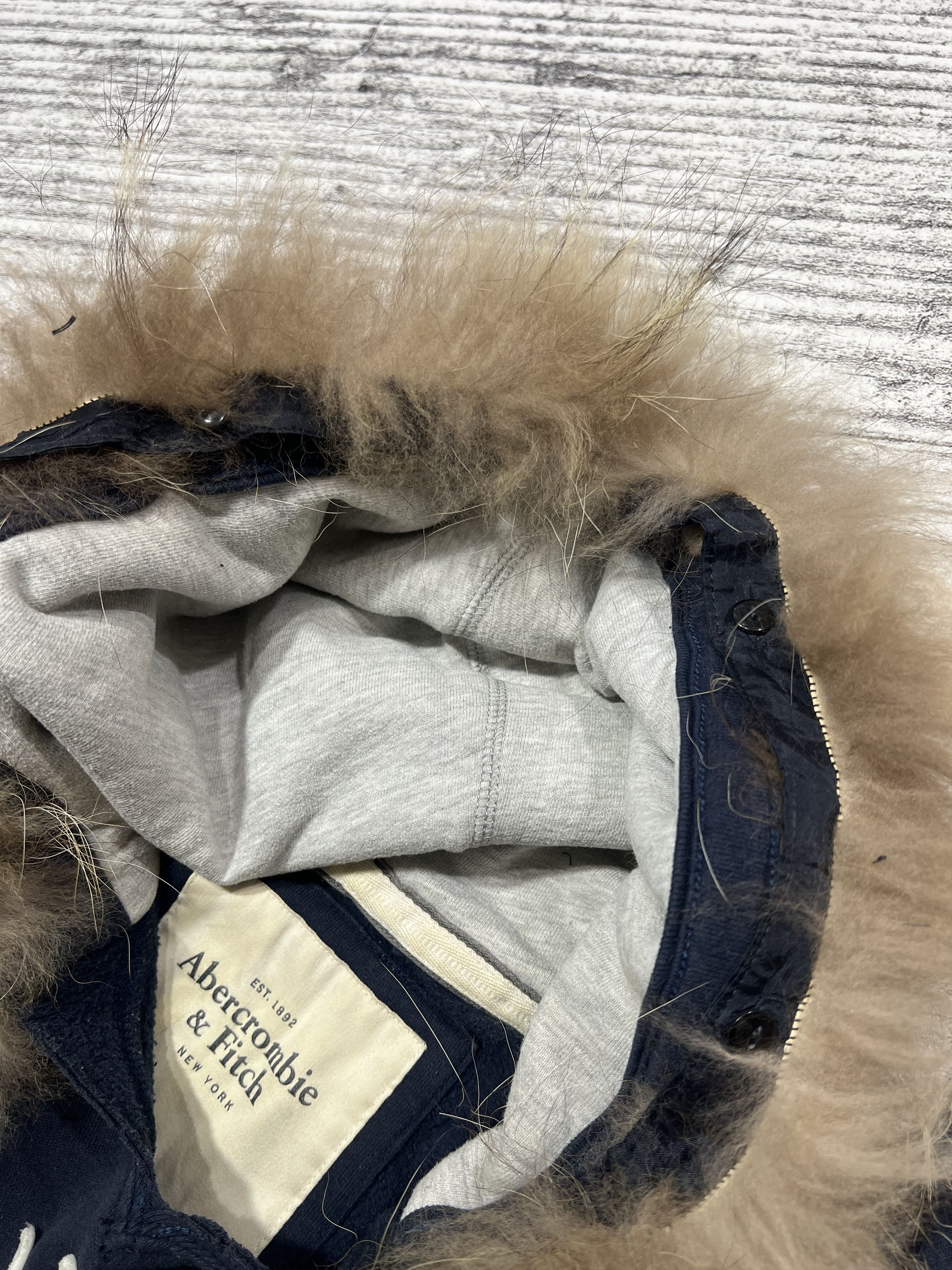 Japanese Brand 2000s Hysteric Poem Raccoon Fur Hoddie y2k Lgb Ifsix Size US M / EU 48-50 / 2 - 3 Thumbnail