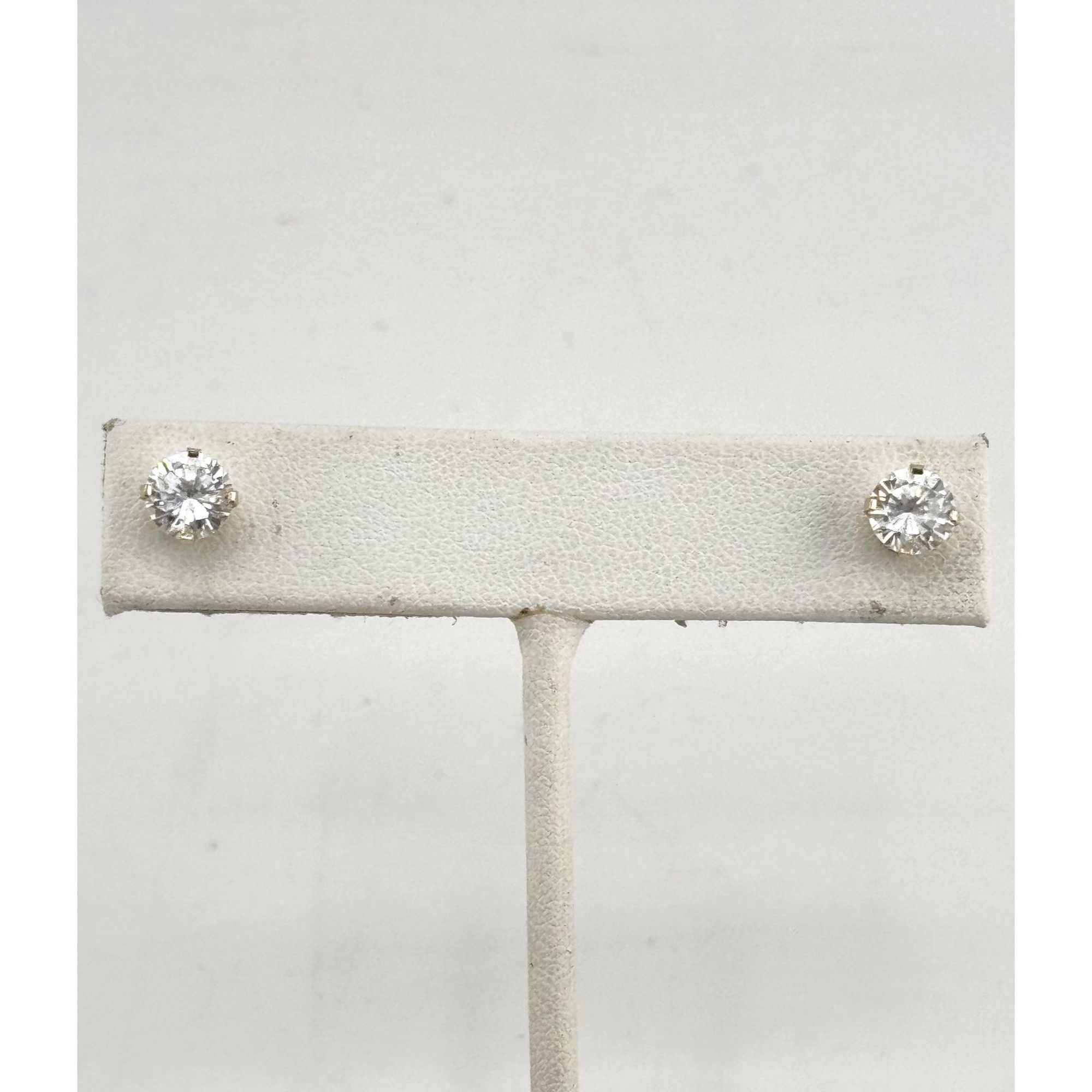 Vintage Vintage faux diamond CZ stone stud earrings Size ONE SIZE - 1 Thumbnail
