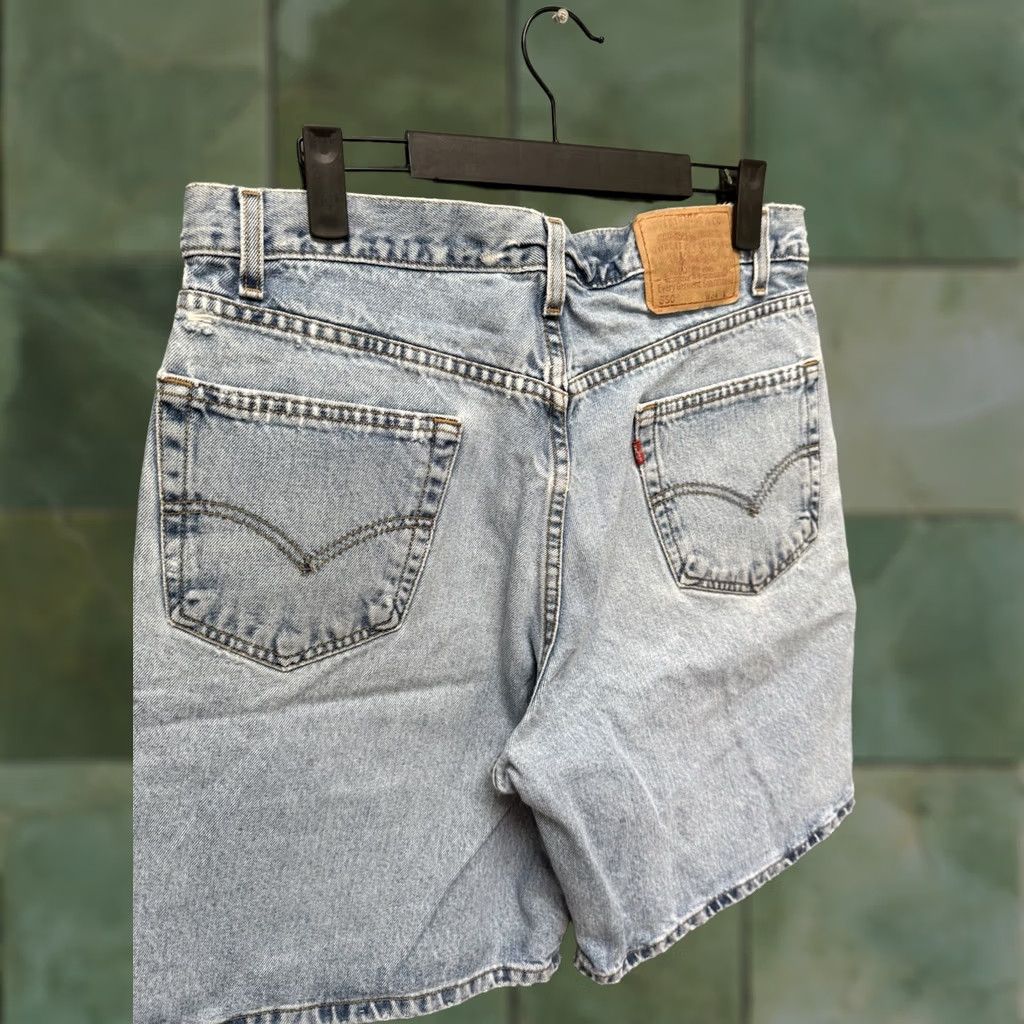 Levi's VINTAGE Levi's 550 Shorts Denim Light Wash 34 Mens 90s Blue Jeans Zip Size US 34 / EU 50 - 1 Thumbnail